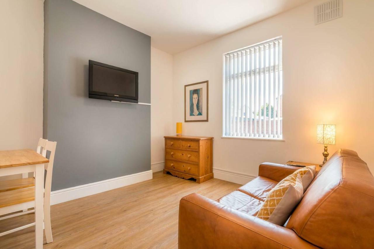 Platform Port Area Apartment 1 With Free Street Parking Kingston upon Hull ภายนอก รูปภาพ
